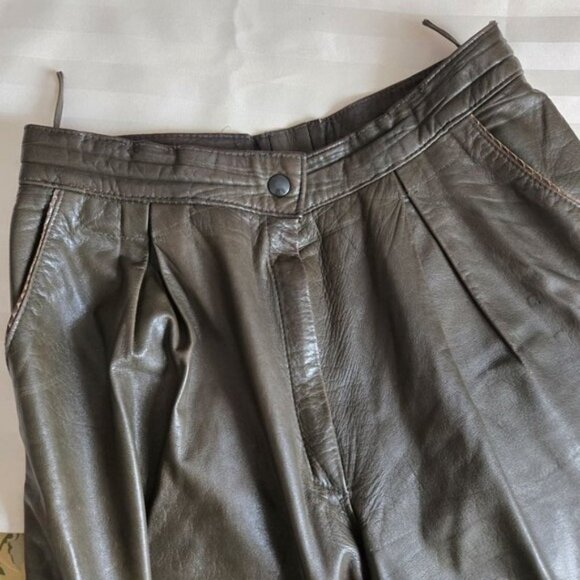 High Waist pleated Genuine Leather Pants - Olive Green - Picture 2 of 5